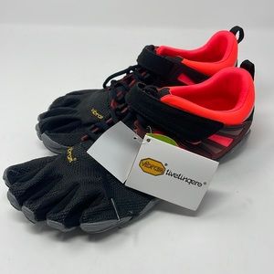 Vibram Five Fingers Black Orange NWT Size 9